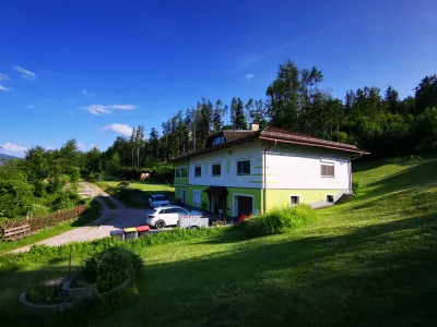 7-Zimmer-Haus kaufen in Lilienfeld – 280 m², € 450.000