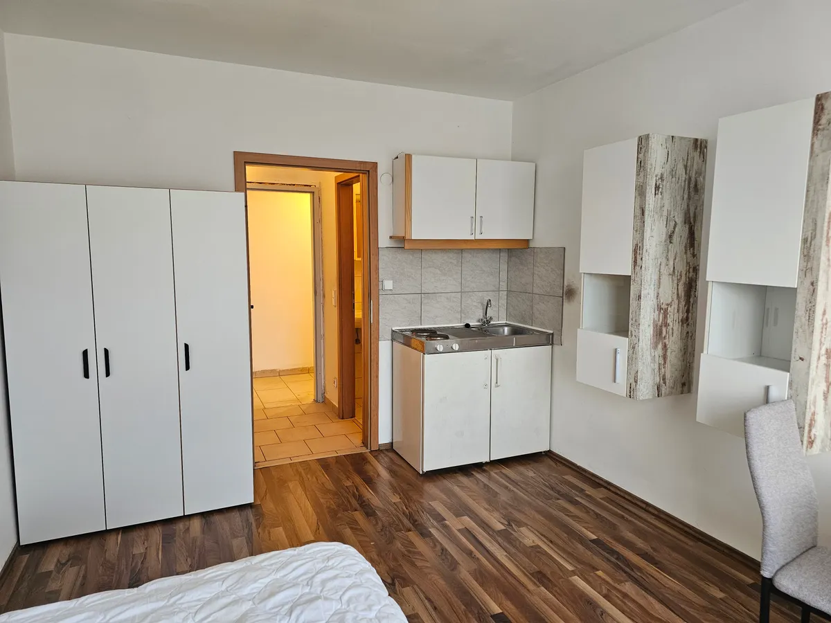 Möblierte Bahnhof-Apartments inkl. Heizung/ Strom, keine Gehaltszettel - Ansicht 2