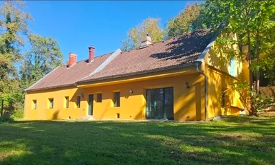 5-Zimmer-Haus mieten in Sankt Pölten – 250 m², € 1.950 – Bild 1 von 6