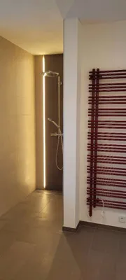 7-Zimmer-Immobilie mieten in Linz Land – 250 m², € 2.499 – Bild 10 von 22