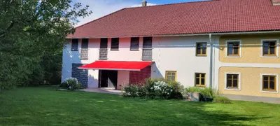 7-Zimmer-Immobilie mieten in Linz Land – 250 m², € 2.499 – Bild 2 von 22