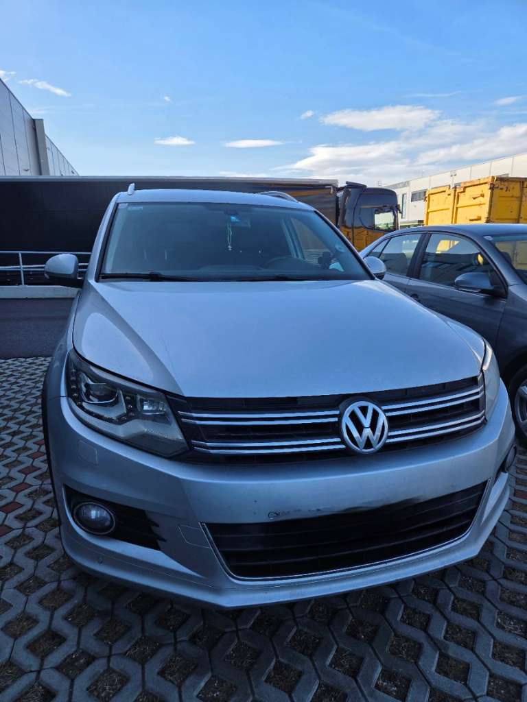 VW Tiguan 5N SUV / Geländewagen