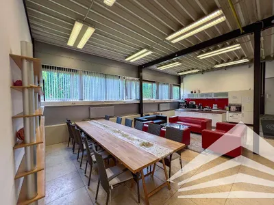 13-Zimmer-Gewerbeimmobilie mieten in Linz – 750 m², € 8.250 – Bild 10 von 16