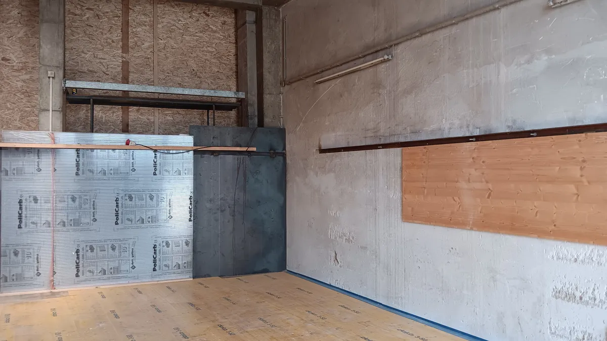 Lagerhalle mit 48 m² - Ansicht 2