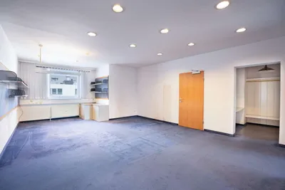 10-Zimmer-Gewerbeimmobilie kaufen in Salzburg Stadt – 374 m², € 1.200.000 – Bild 3 von 7