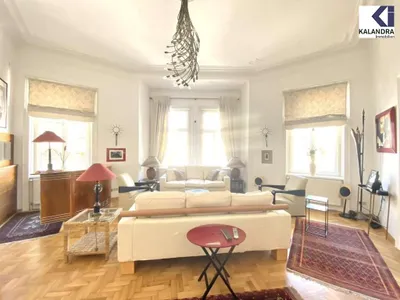 360° TOUR // MÖBLIERTE INNENSTADT - STILWOHNUNG/ FURNISHED CLASSIC STYLE CITY APARTMENT – Bild 2