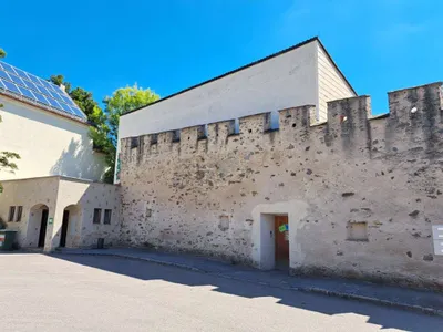 2-Zimmer-Immobilie kaufen in Waidhofen an der Thaya – 196 m², € 99.999 – Bild 3 von 44