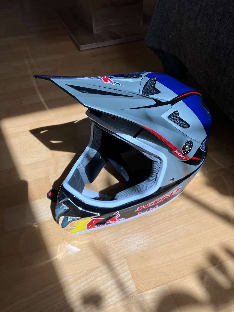 KINI Red Bull MTB Helm 14,  89,- (4040 Linz) - willhaben