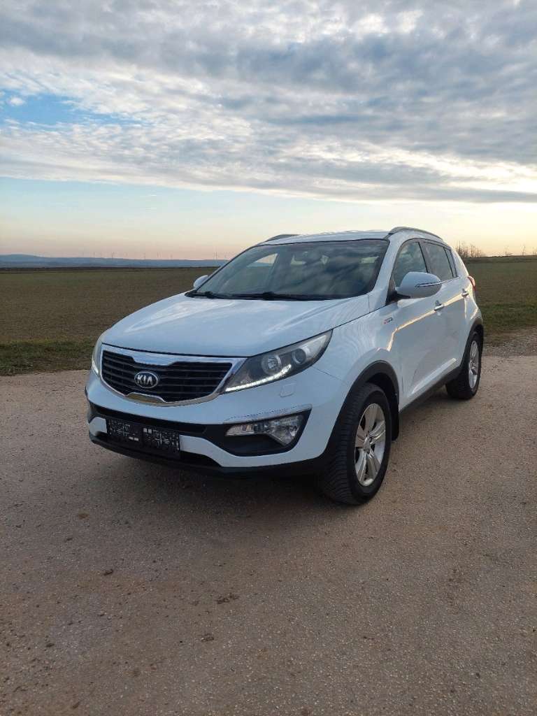 KIA Sportage 4 WD.2.0/Active SUV / Geländewagen