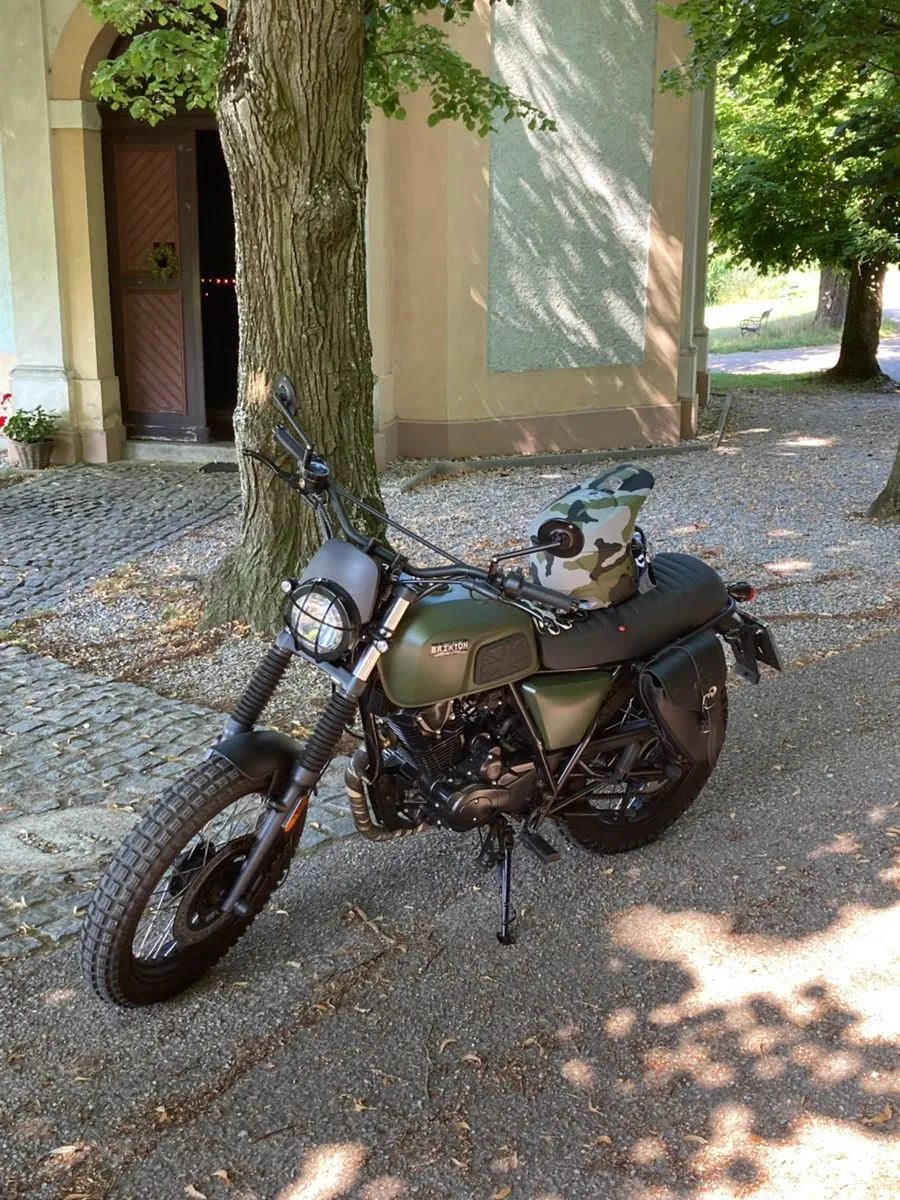Brixton Felsberg 125
