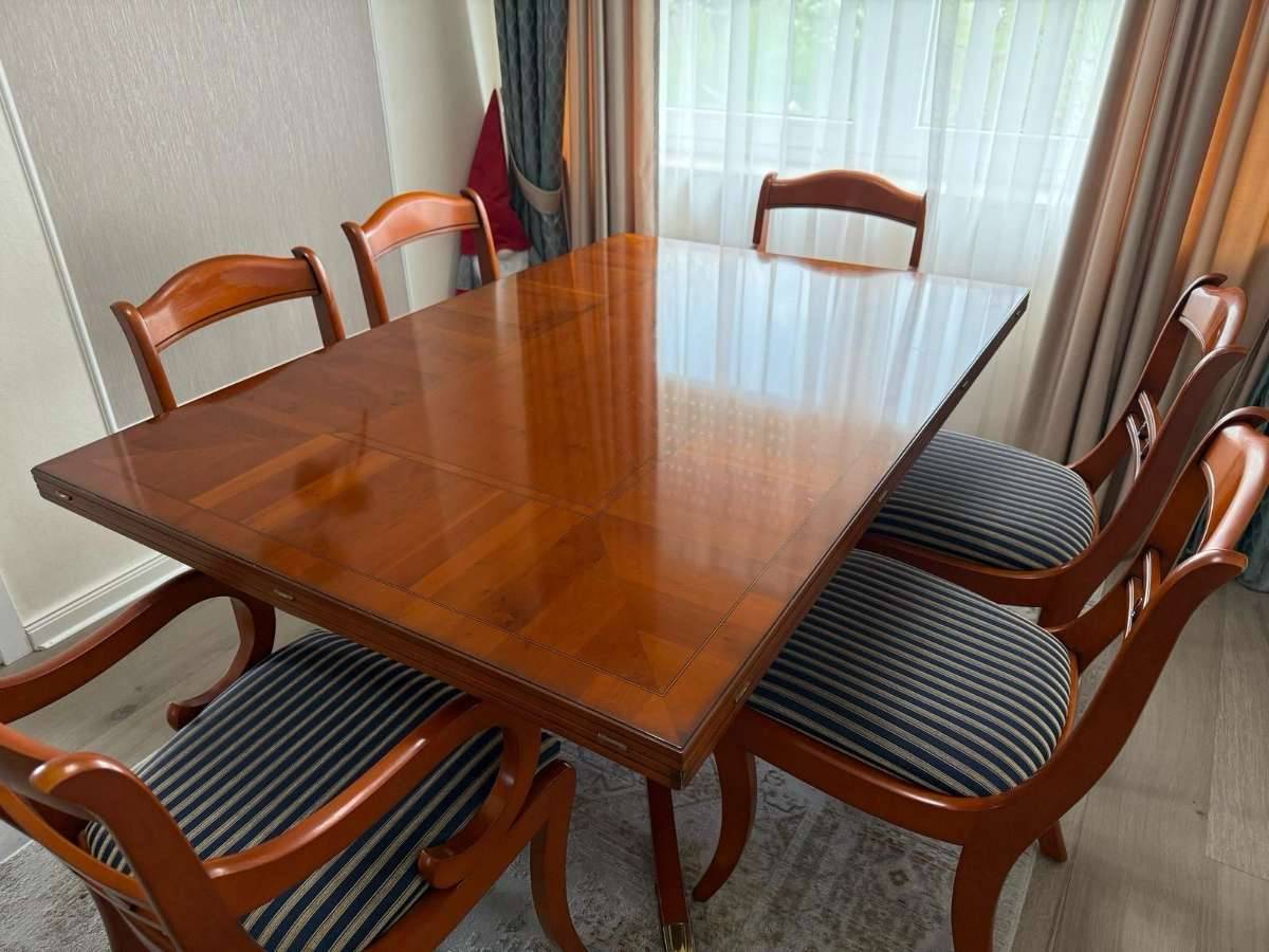 Biedermeier Tisch -VERSAND KOSTENLOS- England Eibe von Heldense Stilmbel,   3.400,- (1020 Wien) - willhaben