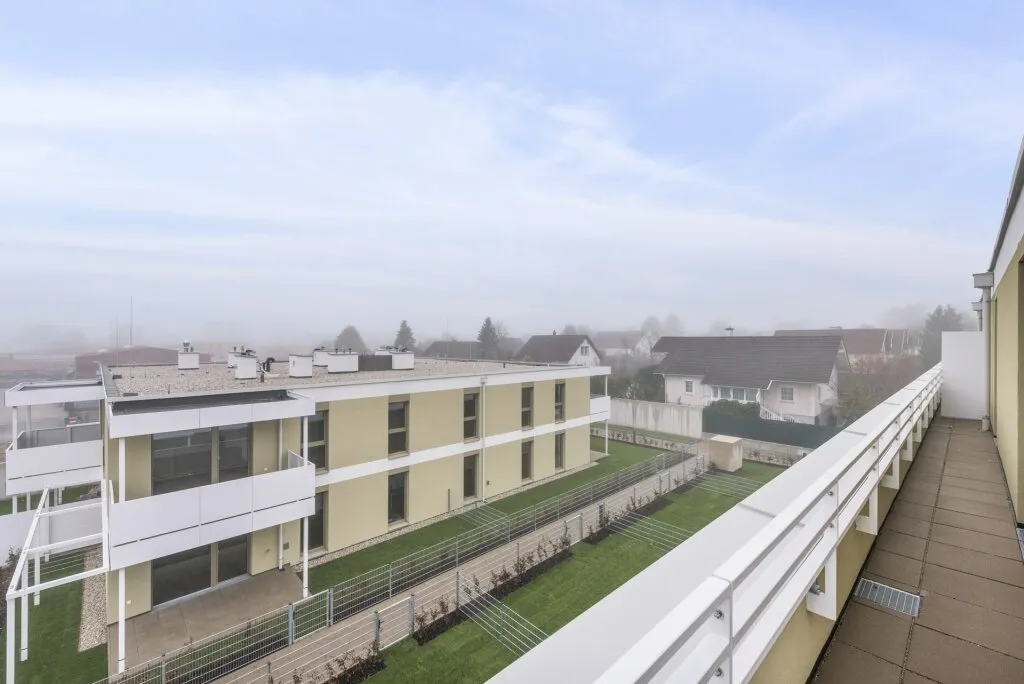 PROVISIONSFREI! Ideal geschnittene 3-Zimmer-Wohlfühlwohnung | Rundum-Terrasse | Süd-Ost-Ausrichtung - Ansicht 3