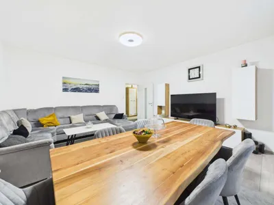 4-Zimmer-Wohnung kaufen in Wels – 95 m², € 215.000 – Bild 6 von 32