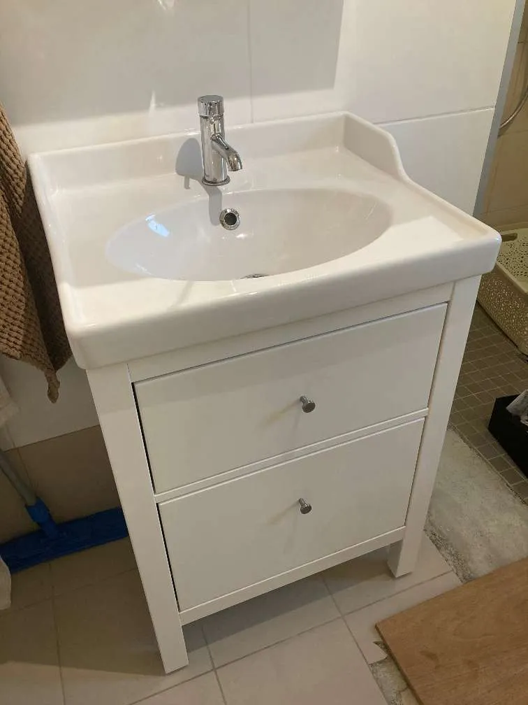 IKEA Hemnes Waschtisch, € 75,- (4040 Linz)