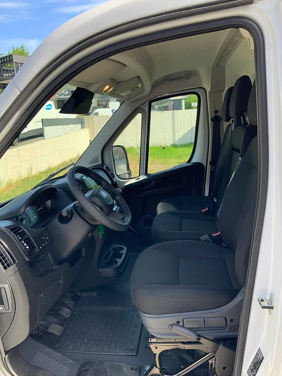 Fiat Ducato 30 L2H1 BlueHDi 120 S&S Netto €22.900 Transporter / Kastenwagen – Bild 8