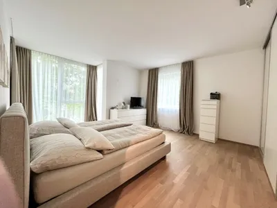 6-Zimmer-Wohnung mieten in Linz – 162 m², € 2.950 – Bild 5 von 9