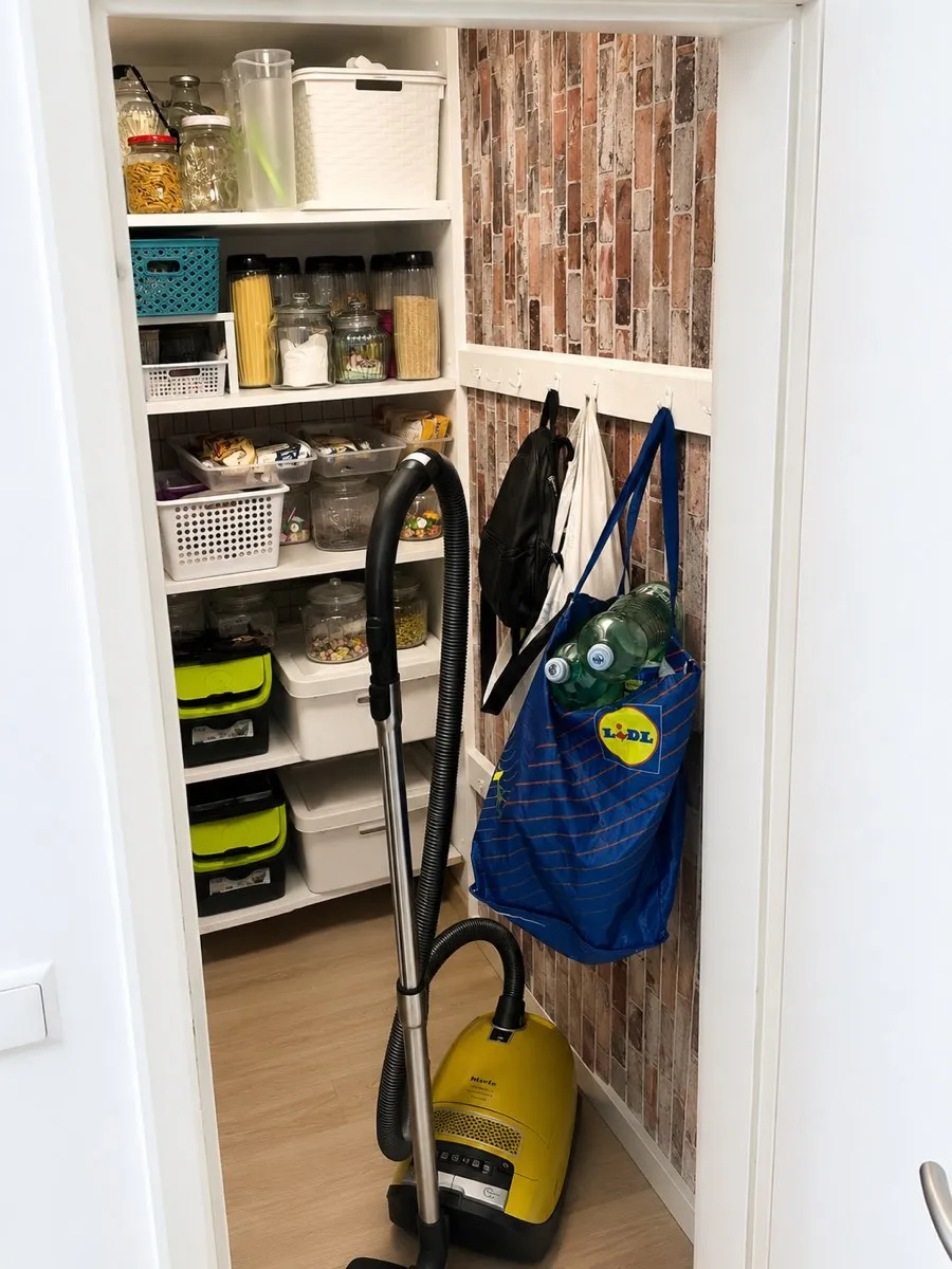 SUCHE NACHMIETER 67 m² 3 Zimmer 2 Balkone - Ansicht 2