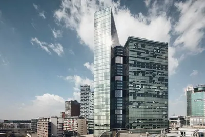 Gewerbeimmobilie mieten in Wien – 245 m², € 18 – Bild 1 von 16