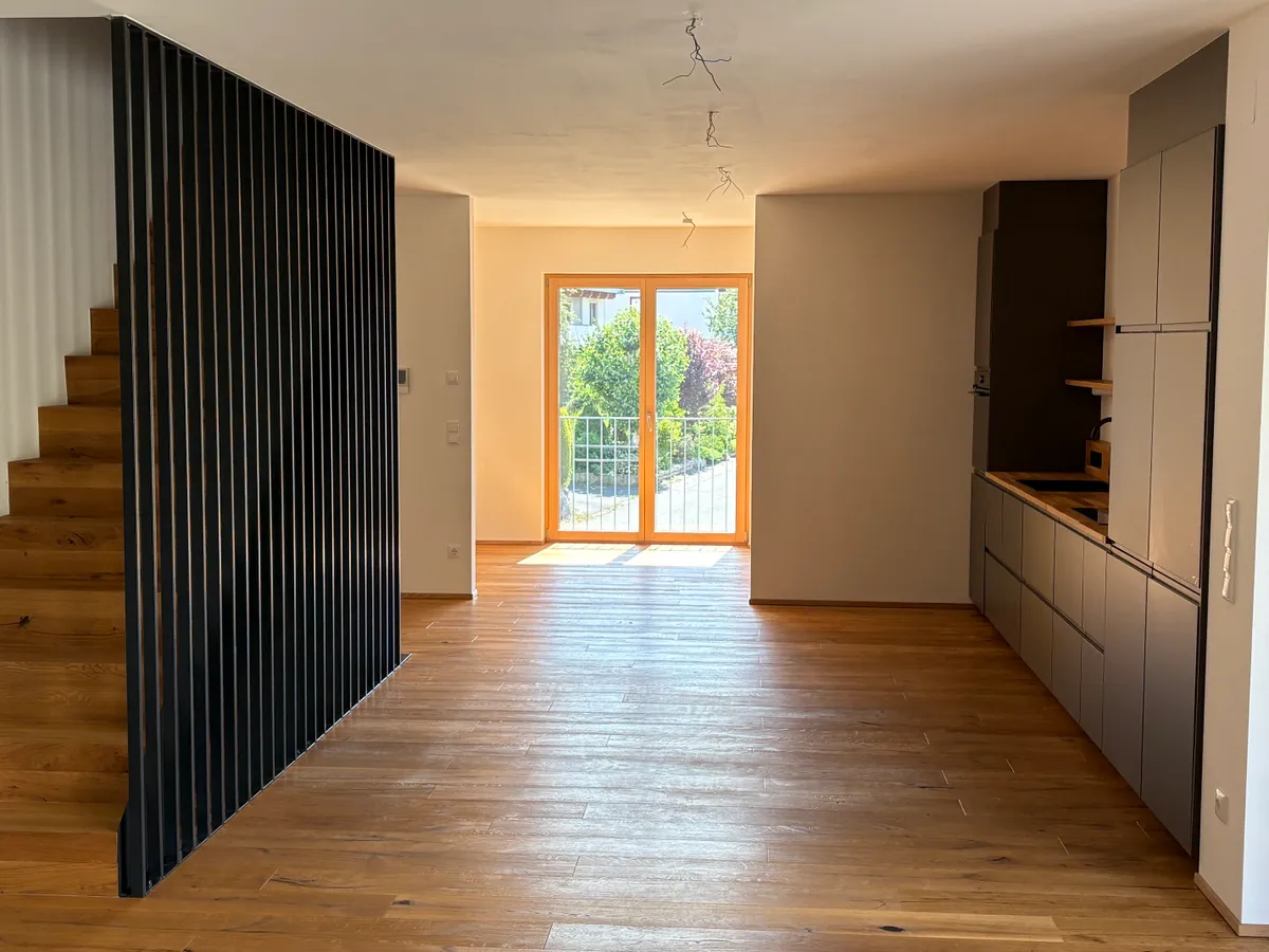 Flexibles reihenHAUS Maisonette - Familie, Einliegerwohnung, oder Arbeit : -) – pohled 2