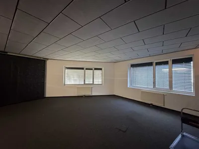 Gewerbeimmobilie mieten in Wien – 130 m², € 10 – Bild 3 von 18