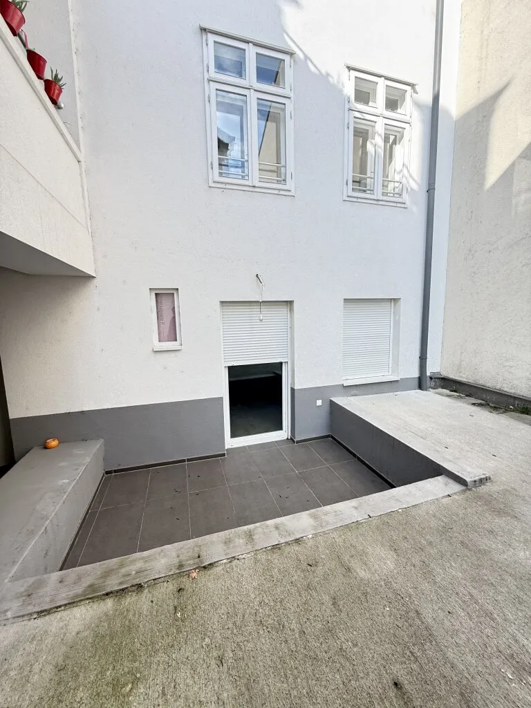 Moderne 1-Zi. BÜRO - Sonderobjekt in Bad Vöslau, Fußbodenheizung & Einbauküche, 34,6 m²! - Ansicht 3