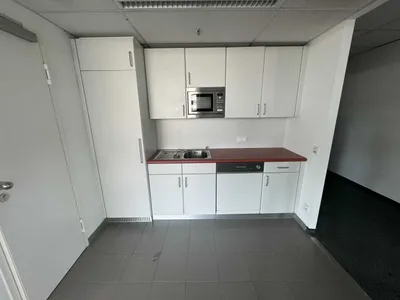Gewerbeimmobilie mieten in Wien – 255 m², € 17 – Bild 5 von 17