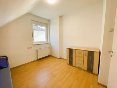 7-Zimmer-Gewerbeimmobilie kaufen in Graz-Umgebung – 134 m², € 379.000 – Bild 18 von 20