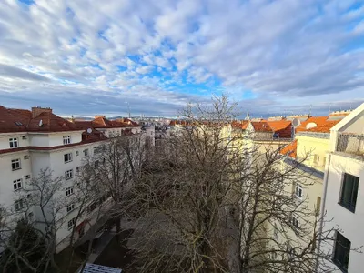 Wunderbare Dachgeschoss-Maisonette mit Terrasse - nahe zum Bahnhof Meidling!