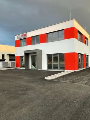 4-Zimmer-Gewerbeimmobilie mieten in Wels – 143 m², € 1.500 – Bild 2 von 15