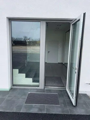 4-Zimmer-Gewerbeimmobilie mieten in Wels – 143 m², € 1.500 – Bild 3 von 15