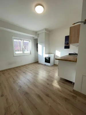 2-Zimmer-Wohnung mieten in Linz Land – 37 m², € 560 – Bild 1 von 13