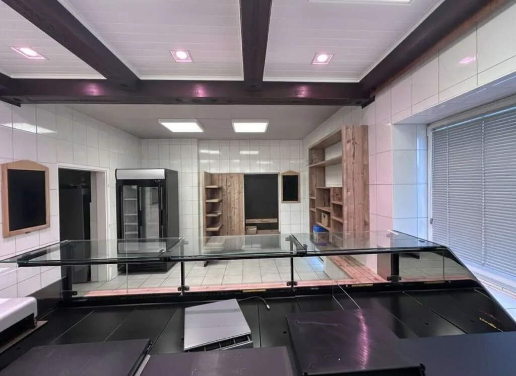 Geschäftsfläche mit 83 m² in 2630 Grafenbach- Bahnhofnähe & gute Sichtbarkeit – pohled 2