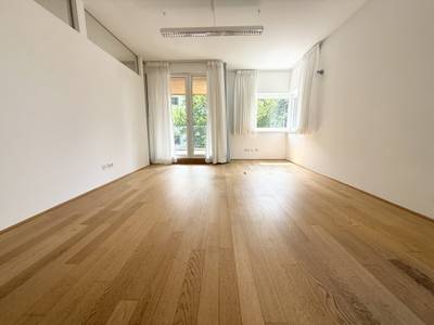 helle 2-Zi-Wohnung mit Loggia/Balkon & Garage in 1130 Wien zu Mieten