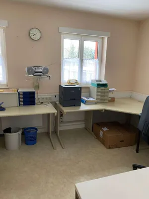 4-Zimmer-Gewerbeimmobilie mieten in Vöcklabruck – 146 m², € 1.100 – Bild 4 von 6