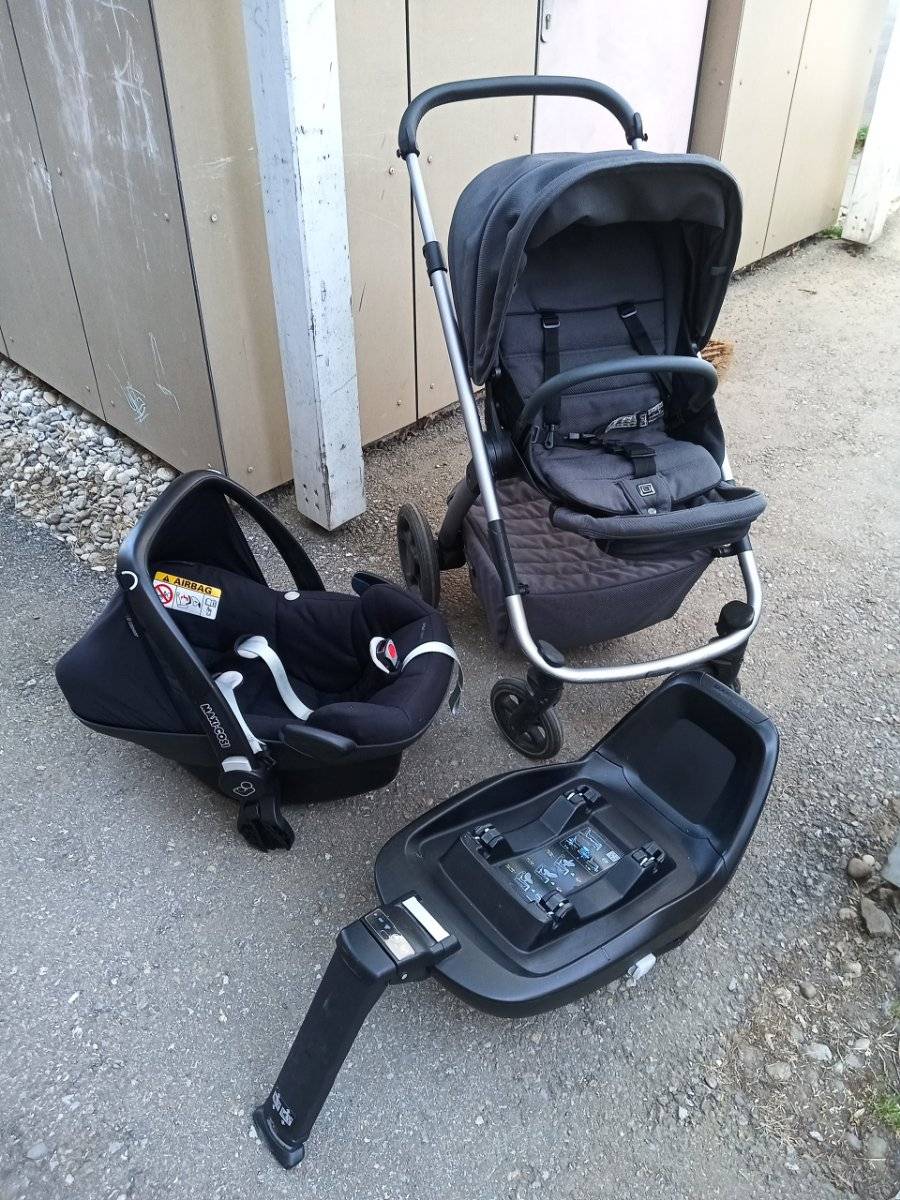 Set Kinderwagen mit Babywanne und Matratze, Babyschale, Sportsitz und  Auto-Kindersitz,  250,- (8430 Leibnitz) - willhaben