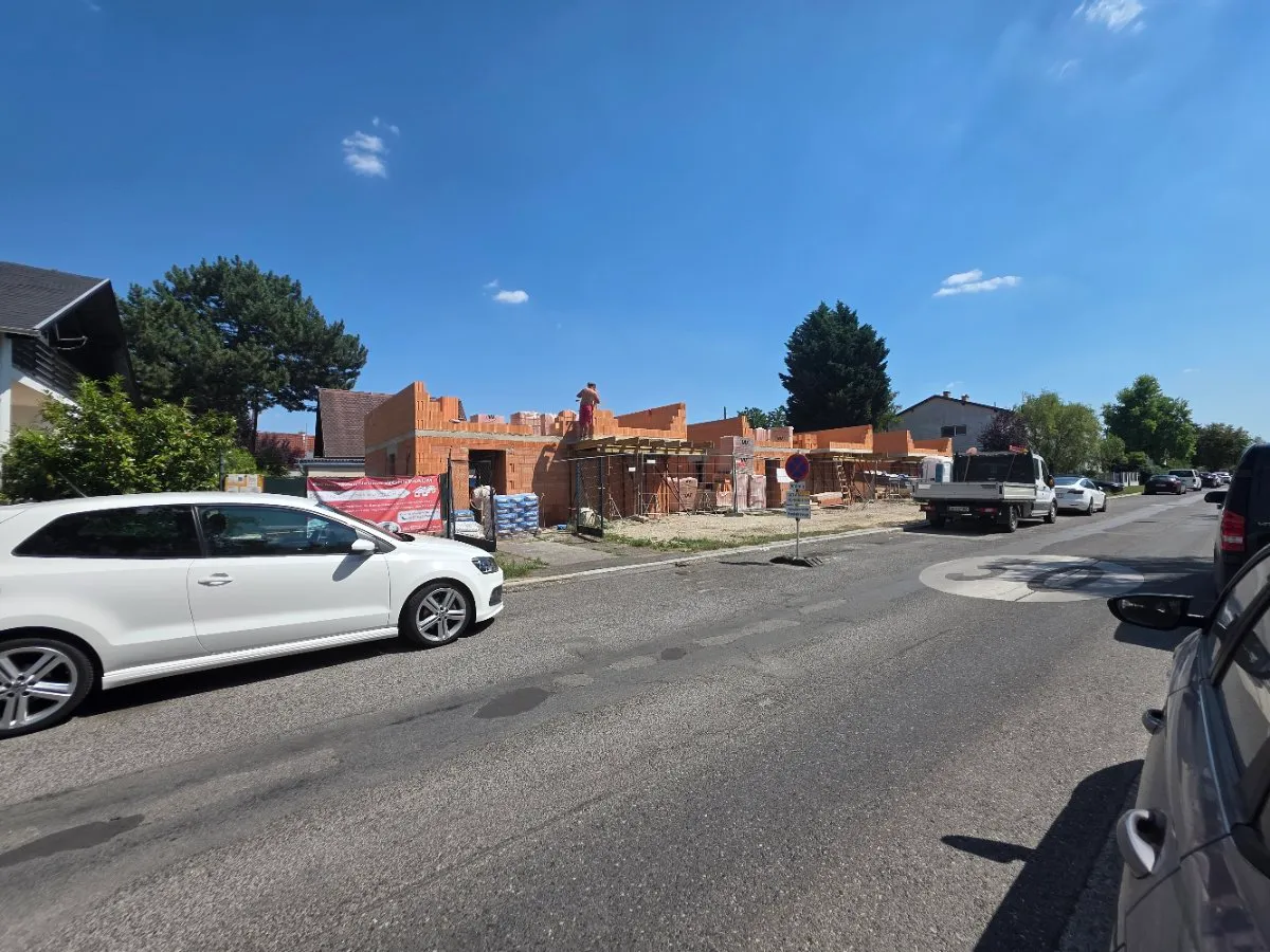*Provisionsfrei*Baubeginn erfolgte bereits* Moderne Einfamilienhäuser mit Dachterrassen in Toplage Leopoldau - Ansicht 2