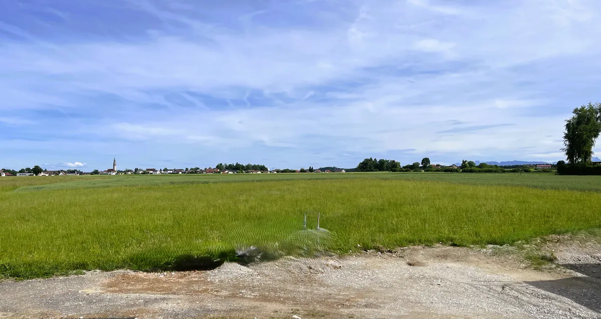 SONNENLICHT - RUHEPOL- GRUNDSTÜCK in Hochburg-Ach & Burghausen