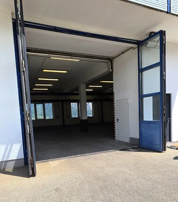 Gewerbeimmobilie mieten in Gmunden – 330 m², € 2.000