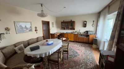 5-Zimmer-Haus kaufen in Vöcklabruck – 157 m², € 197.000 – Bild 11 von 13