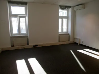 9-Zimmer-Gewerbeimmobilie mieten in Wien – 252 m², € 2.083 – Bild 1 von 10