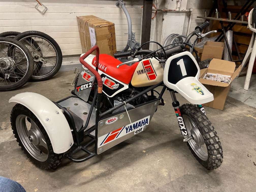 Yamaha PW 50 mit Seitenwagen / Beiwagen Motocross