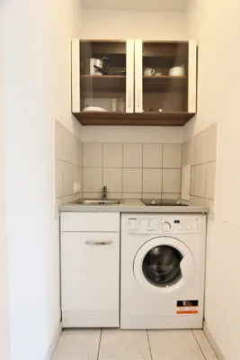 Kurzzeitvermietung! Modern möblierte, helle 1-Zimmer-Wohnung in Toplage! – Bild 3