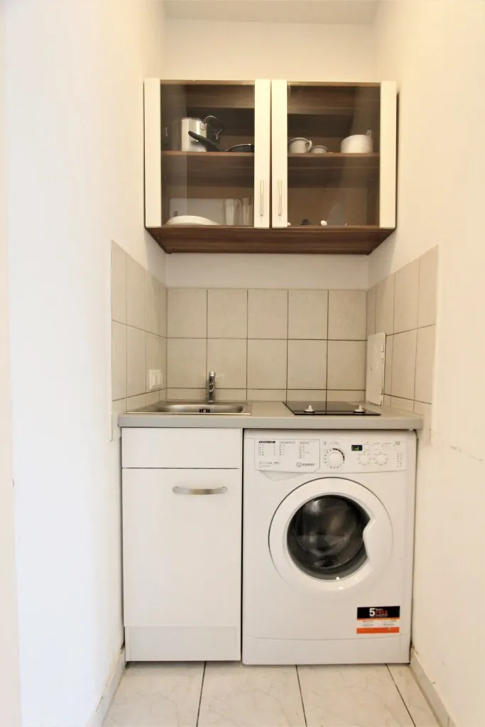 Kurzzeitvermietung! Modern möblierte, helle 1-Zimmer-Wohnung in Toplage! – pohled 3