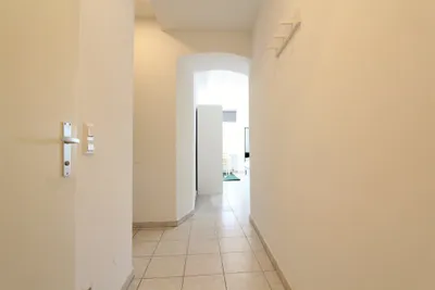 Kurzzeitvermietung! Modern möblierte, helle 1-Zimmer-Wohnung in Toplage! – Bild 2