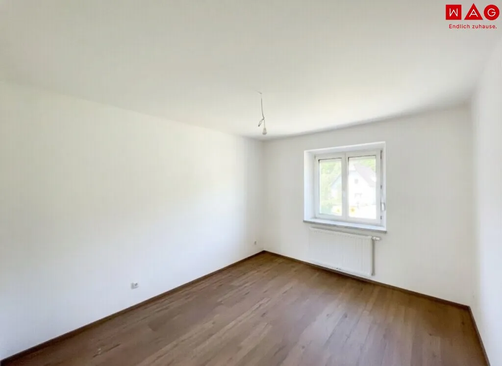 Erstbezug 3-Zimmerwohnung nach Komplettsanierung - Ansicht 3