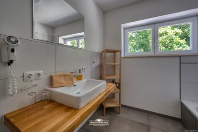 Gewerbeimmobilie kaufen in Vöcklabruck – 1 480 m² – Bild 36 von 54