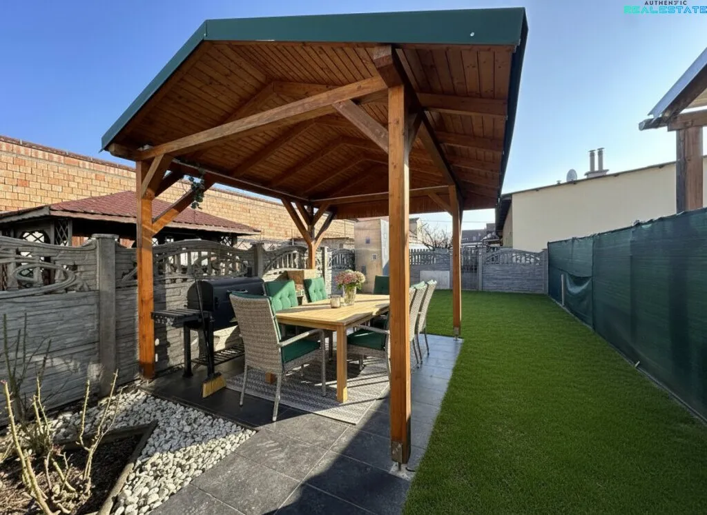 Modern saniertes Reihenhaus mit Garten & Photovoltaikanlage - nahe Wien - energiesparend – pohled 3