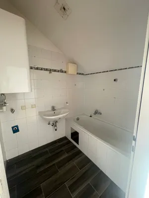 4-Zimmer-Wohnung mieten in Bruck-Mürzzuschlag – 80 m², € 629 – Bild 7 von 15