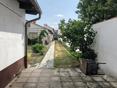 9-Zimmer-Gewerbeimmobilie kaufen in Bruck an der Leitha – 230 m², € 399.000 – Bild 2 von 23