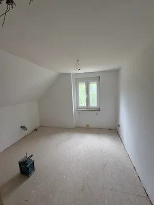 4-Zimmer-Haus mieten in Bruck-Mürzzuschlag – 140 m², € 1.100 – Bild 3 von 10